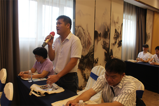 图为互动问答环节